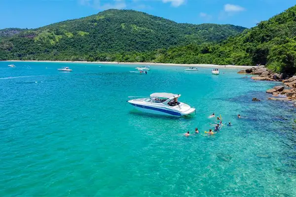 Passeio de Lancha Ubatuba